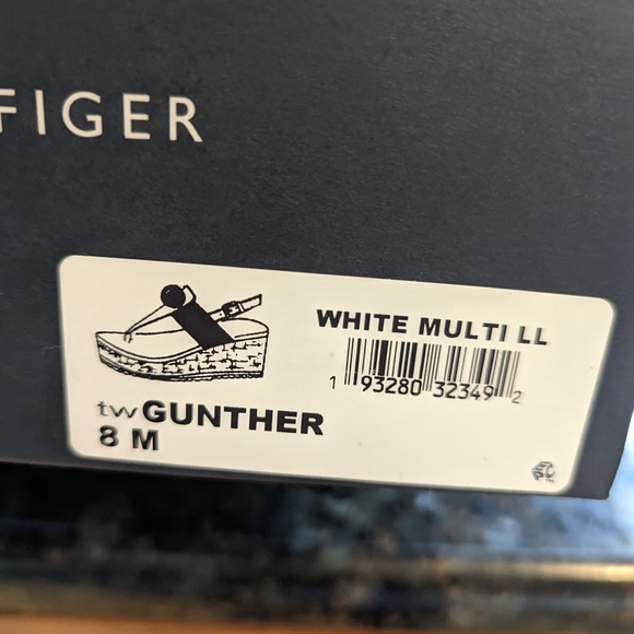 Tommy Hilfiger Sandals - Picture 4 of 5